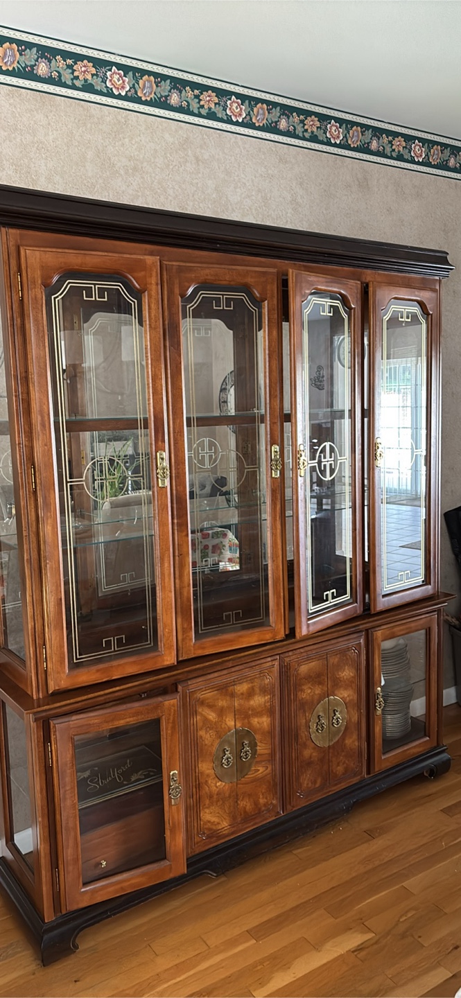 Vintage Solid Wood China Cabinet - photo 2