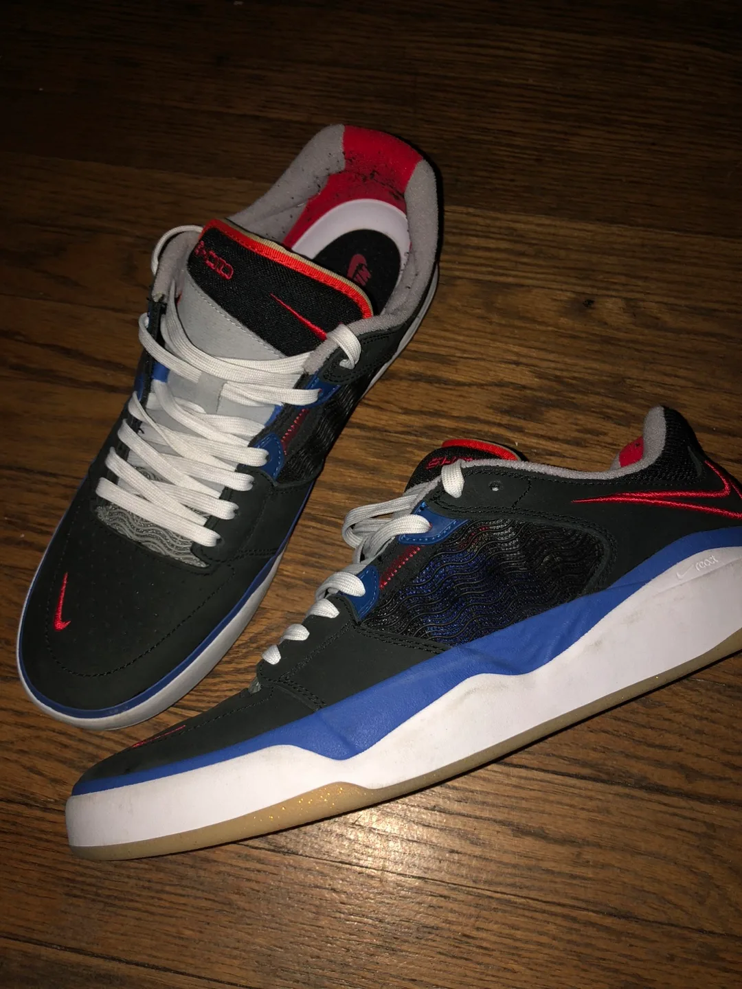 Nike SB Ishod Wair Skate Shoes image indicator(2)