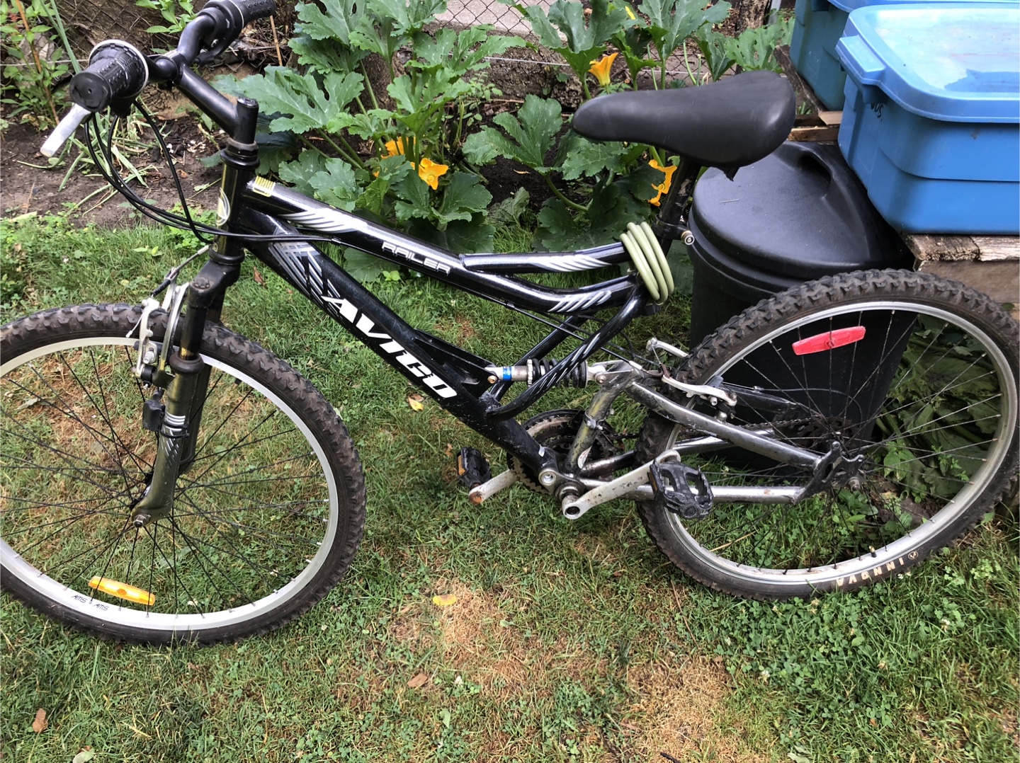 Avigo 'Racer' Mountain Bike - Black - photo 2