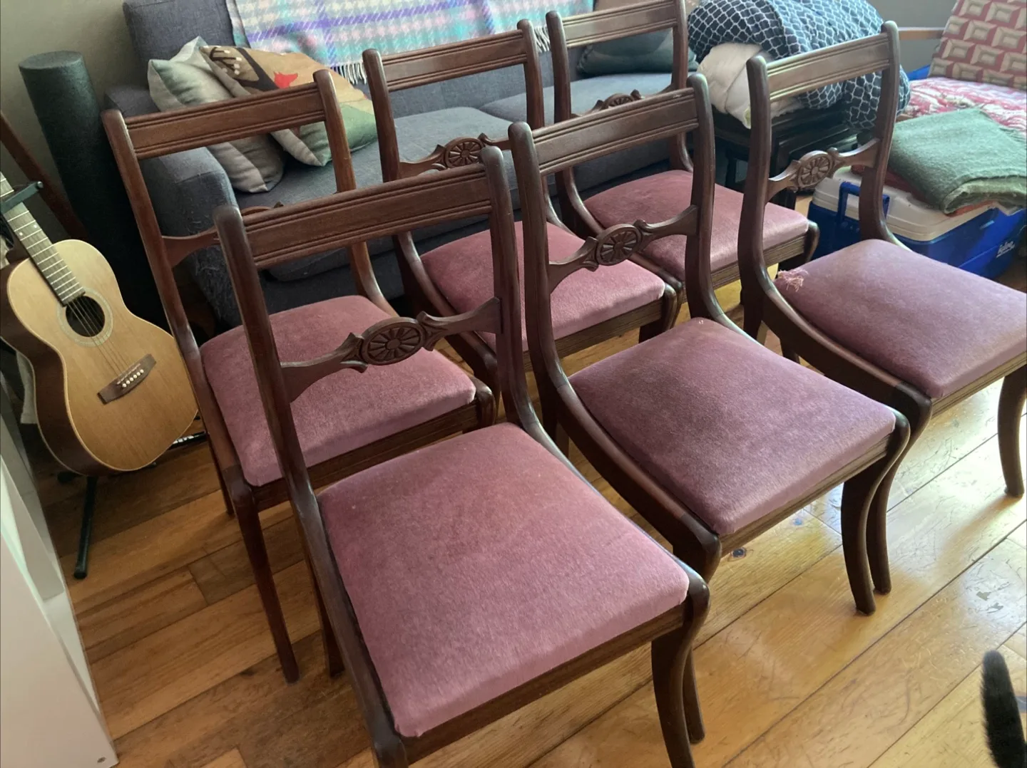 6 solid wood chairs with velvet seats #freecycle thumbnail