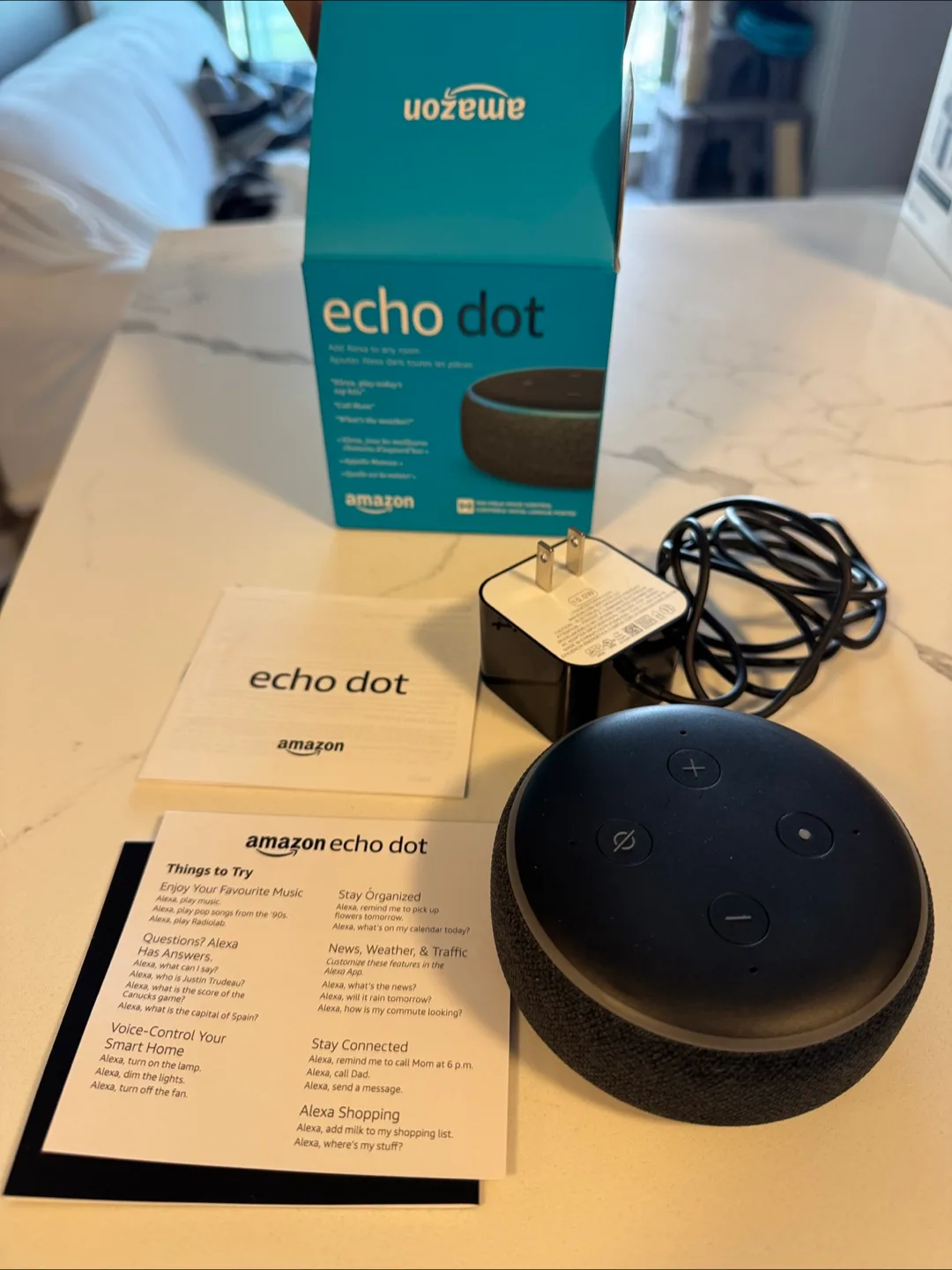 Amazon Echo Dot (3rd Gen) - black Smart Speaker 🇨🇦 thumbnail
