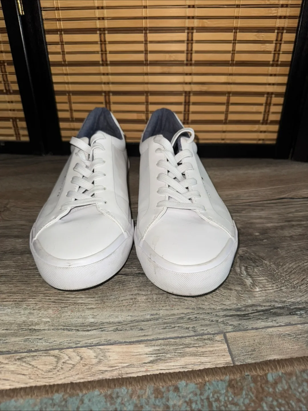 Tommy Hilfiger White Sneakers thumbnail