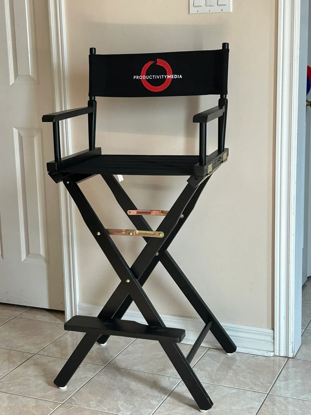 Productivity Media Director's Chair - Black thumbnail