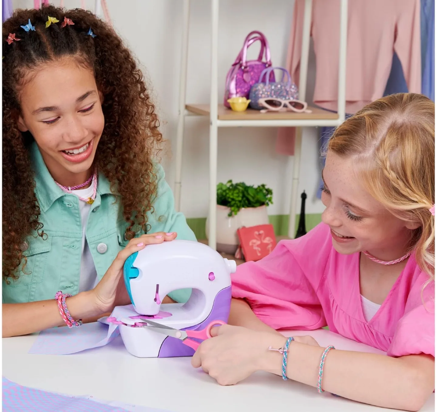 🇨🇦 Cool Maker Stitch 'N Style Fashion Studio image indicator(8)