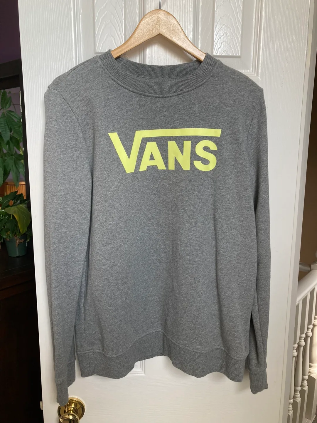 Vans Grey Crewneck Sweatshirt - Size M thumbnail