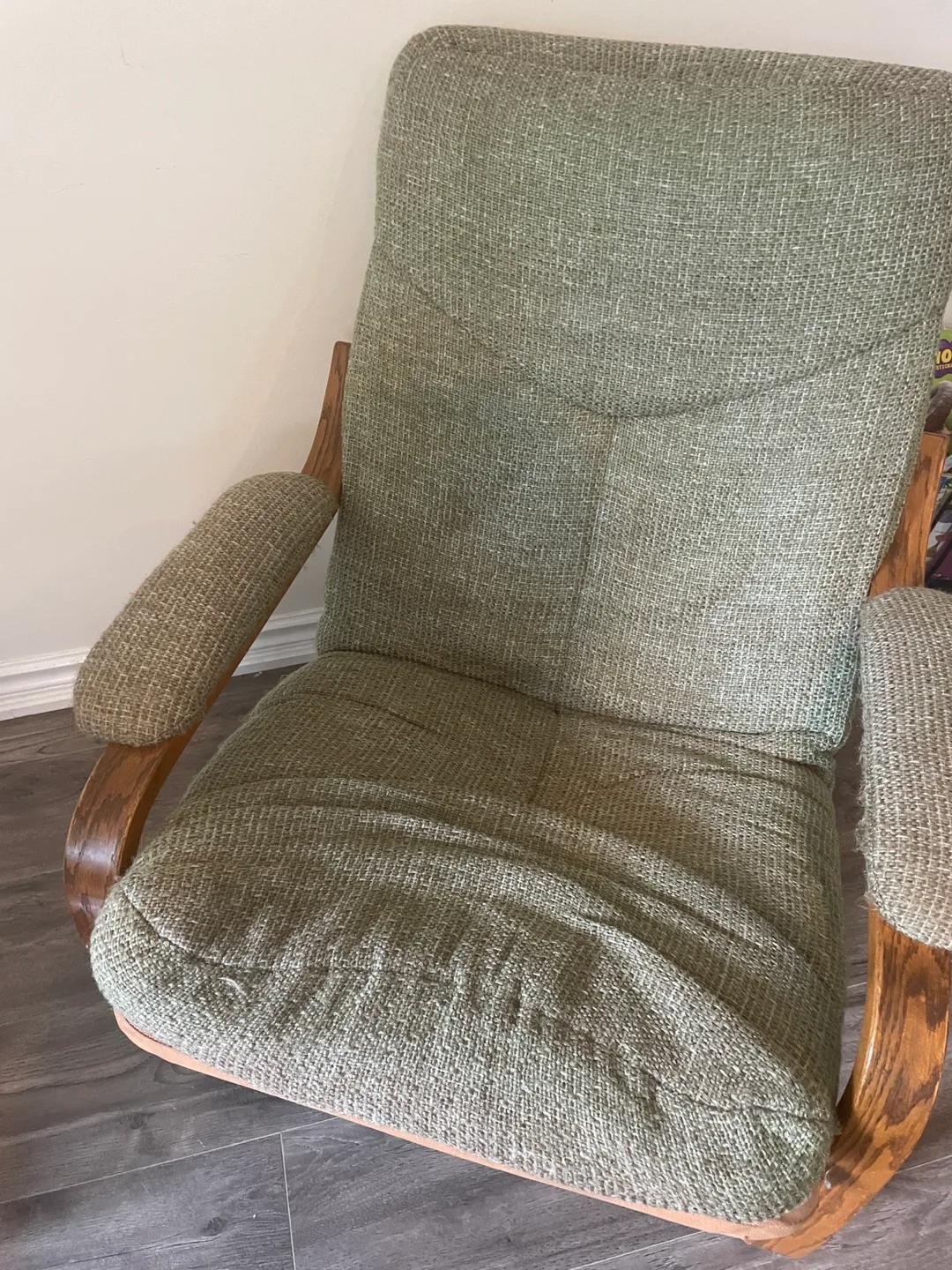 Vintage Green Armchair thumbnail