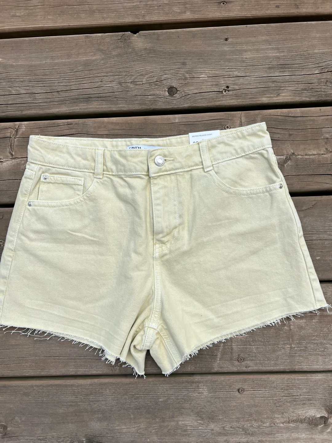 NEW Zara High Rise Relaxed Short - Size 26 thumbnail