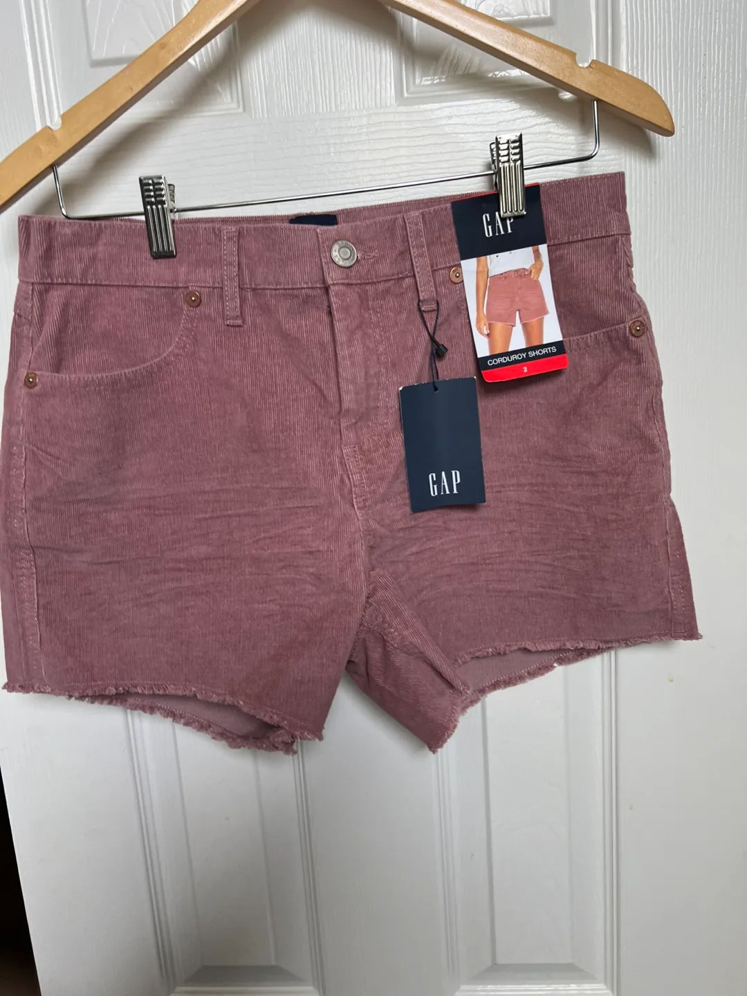 New GAP Corduroy Shorts - Size 2 thumbnail