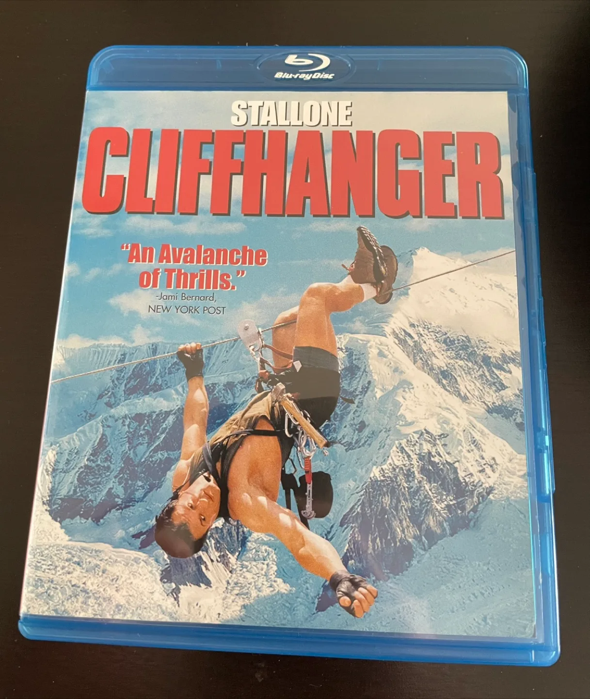 Cliffhanger - Stallone Blu-ray Movie thumbnail