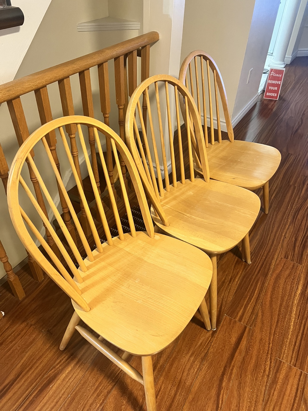 Set of 3 Wooden Windsor Chairs - photo 3