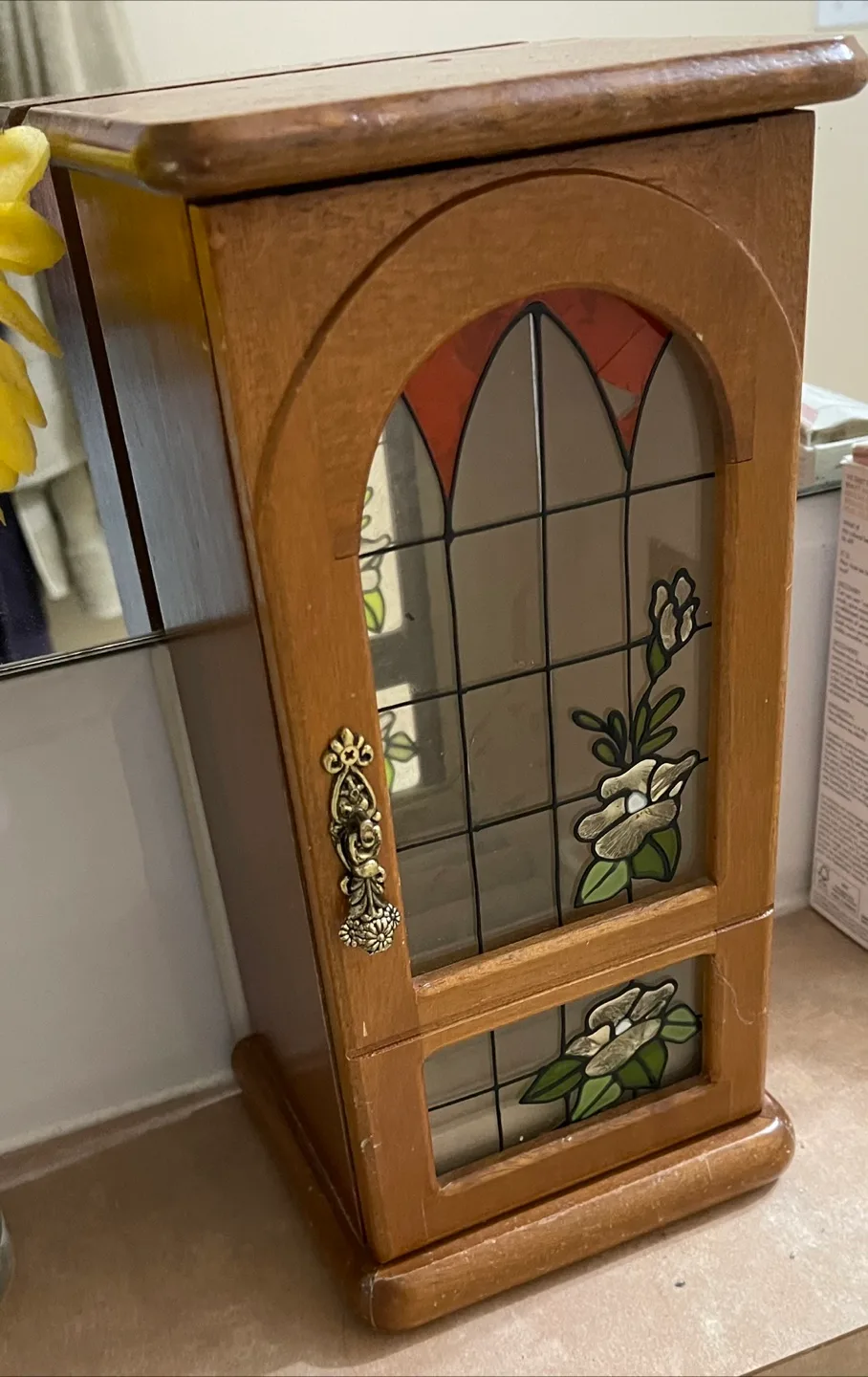 🇨🇦 Wooden Jewellery Box with Stained Glass thumbnail