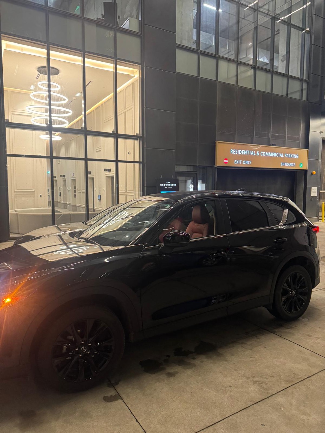 Black Mazda CX-5 - photo 4