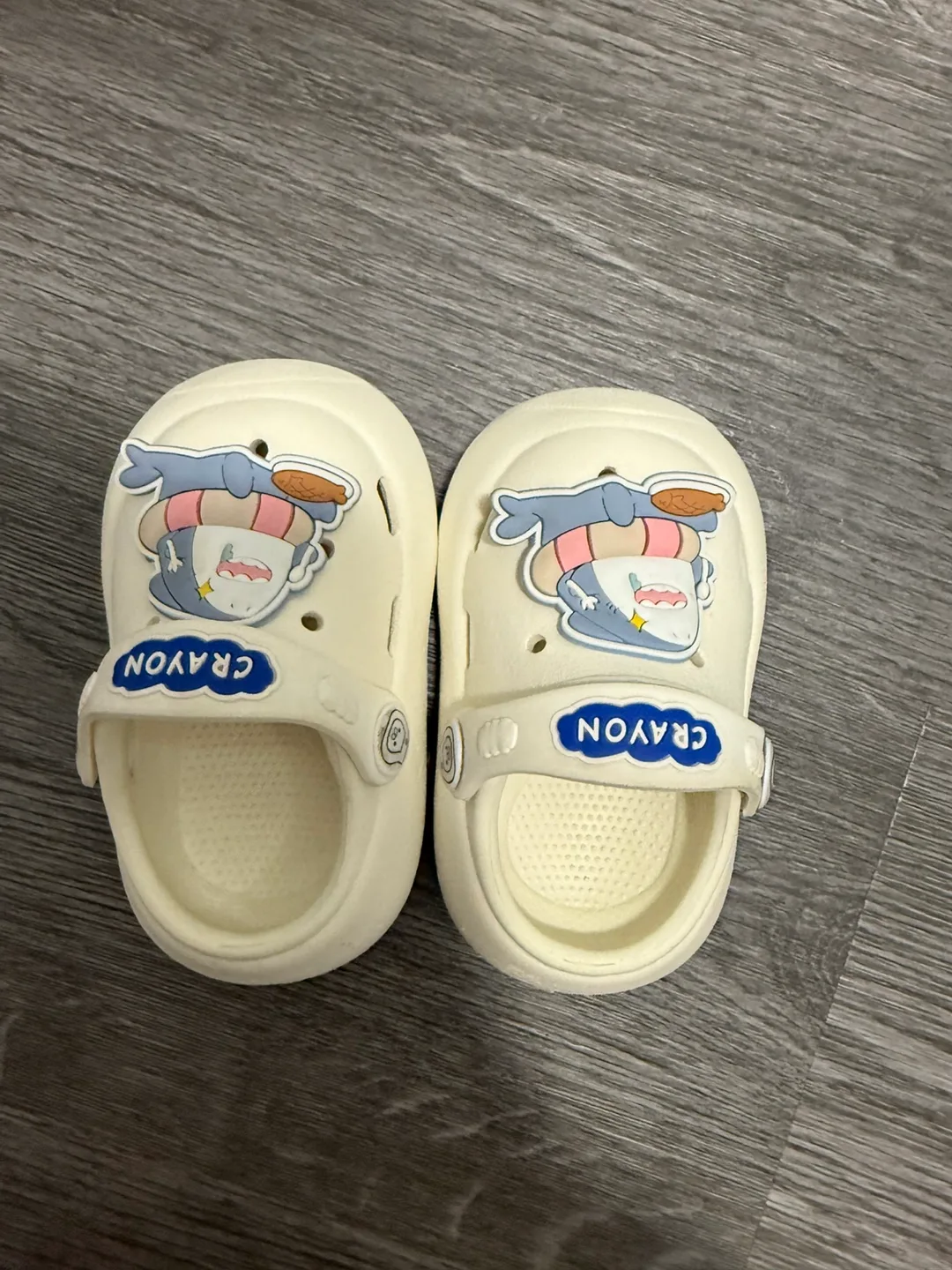 Crayon Friends Kids Sandals Size 130 (12.0) thumbnail