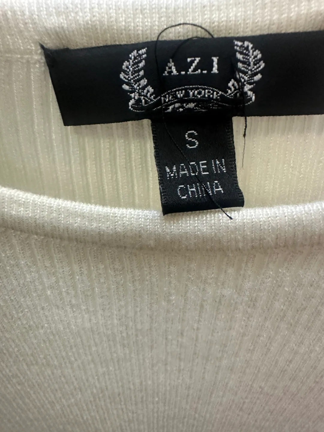 A.Z.I New York White Lace Sleeve Top - Size S image indicator(3)