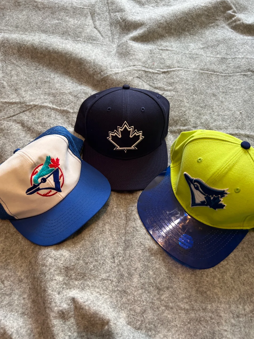 New Era Toronto Blue Jays Hats - Size 7 5/8 thumbnail