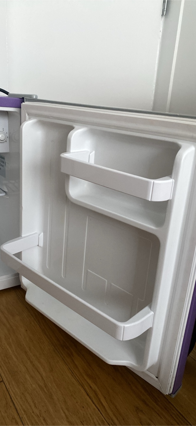 Frigidaire Purple Mini Fridge - photo 5