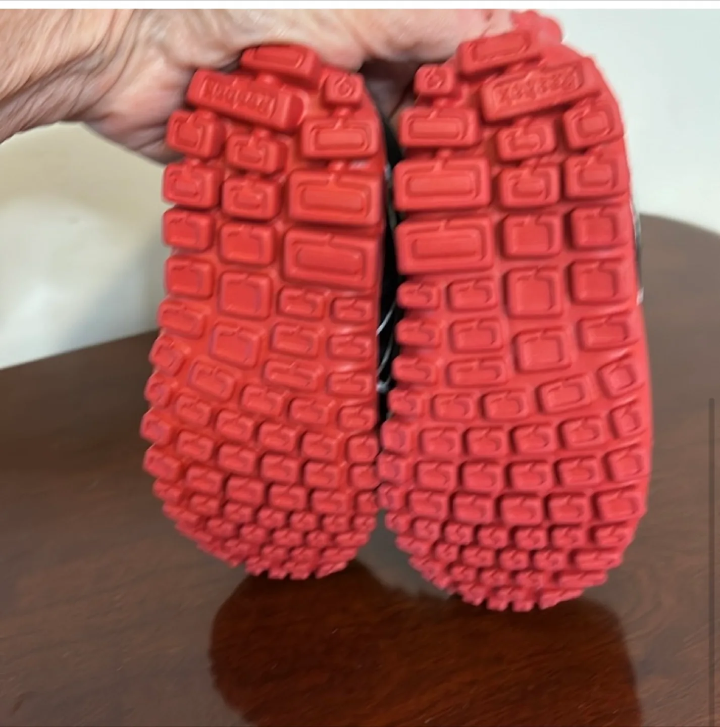 Reebok Toddler Shoes - Black & Red image indicator(5)