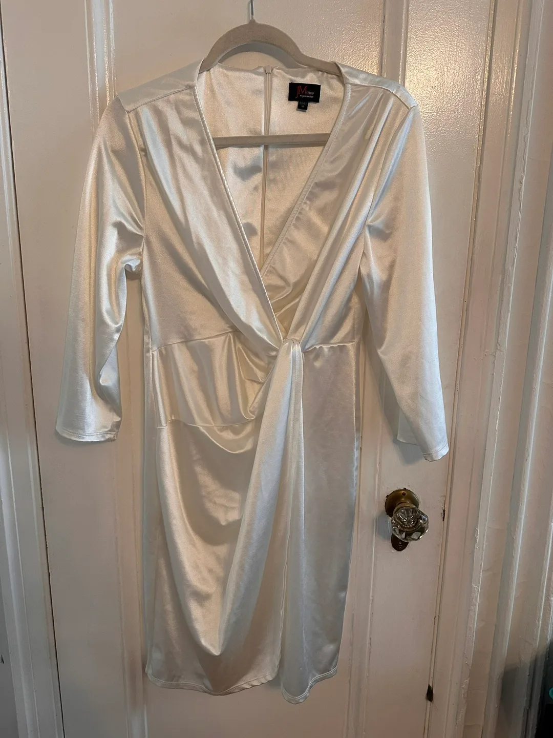 White Dress thumbnail