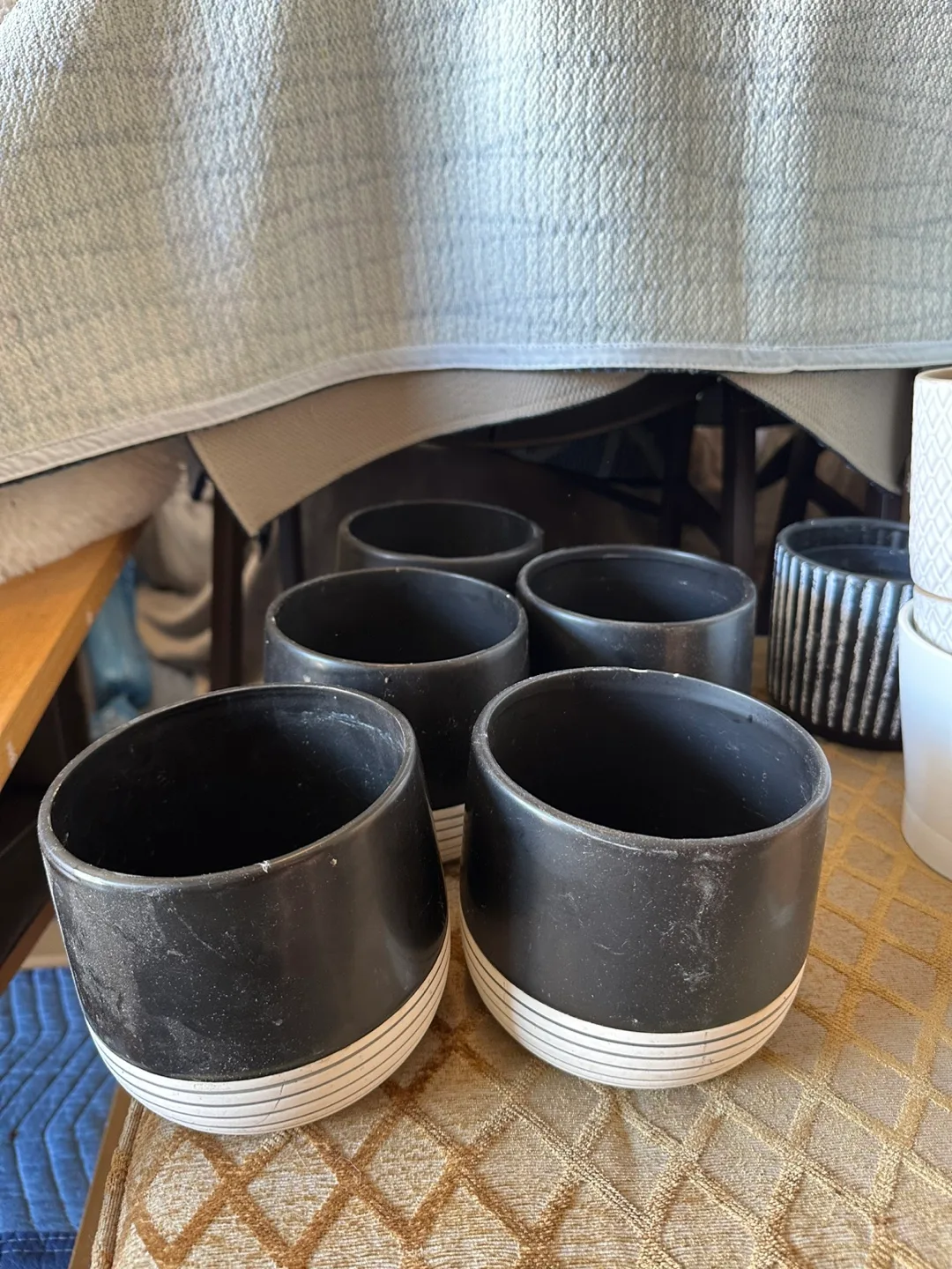 Assorted Decorative Plant Pots image indicator(5)