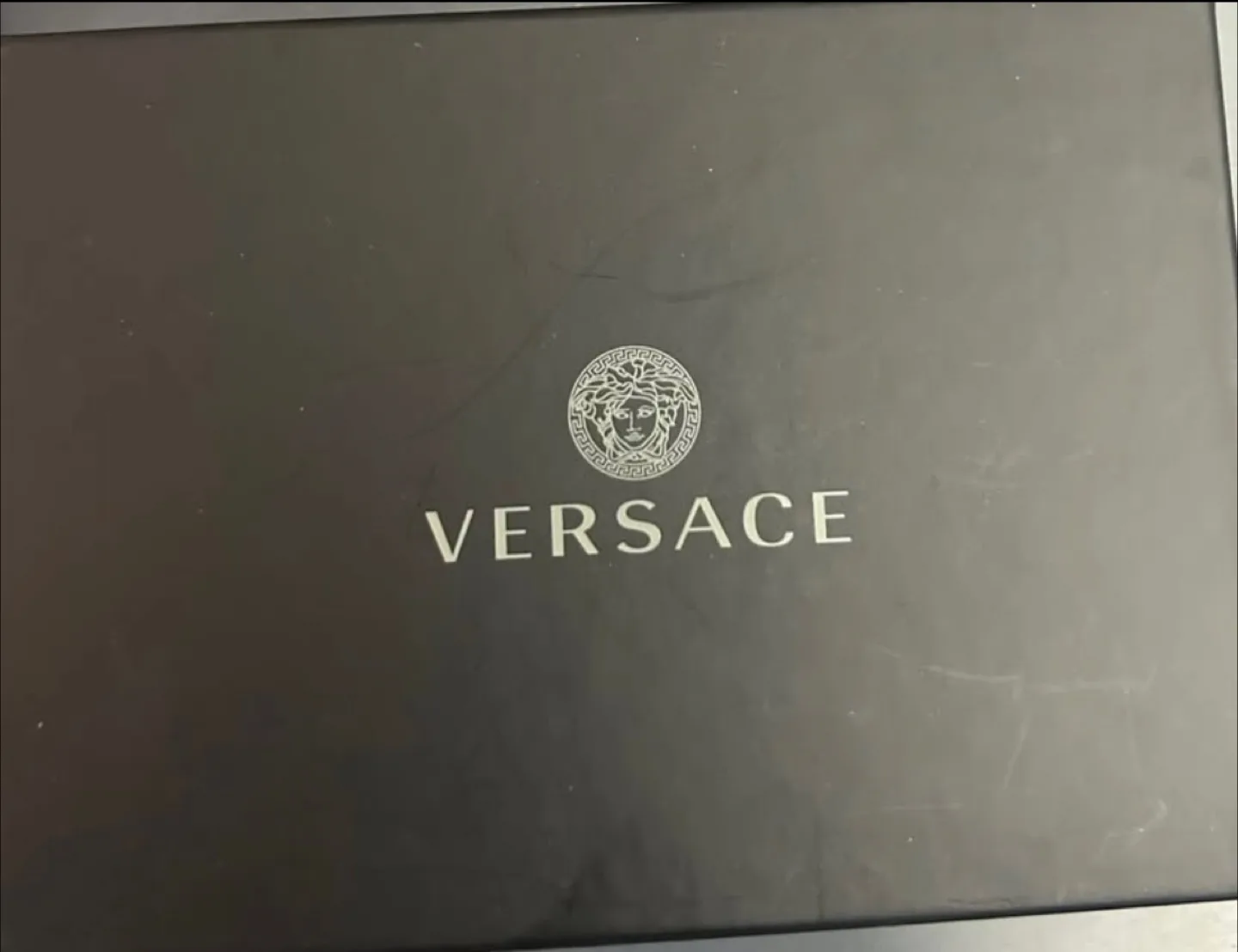 Versace White Leather Card Holder - New in Box image indicator(5)