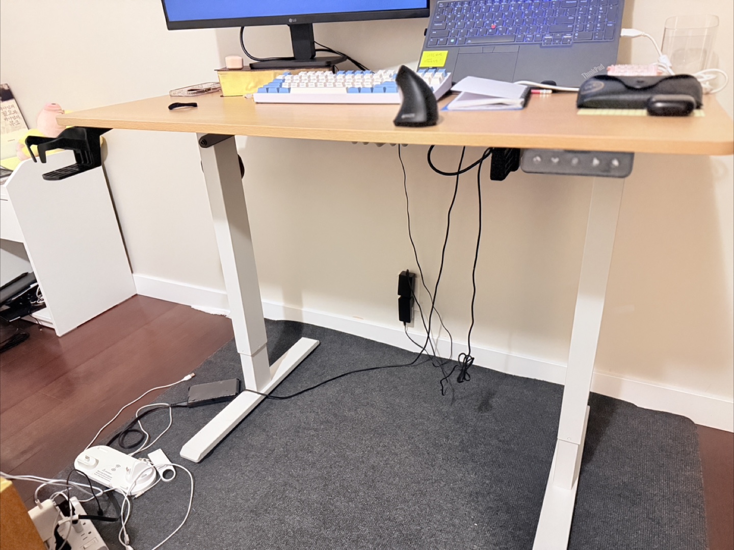 MotionGrey Adjustable Standing Desk - photo 3