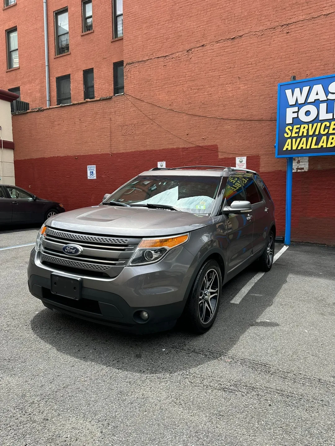 2013 Ford Explorer Limited thumbnail