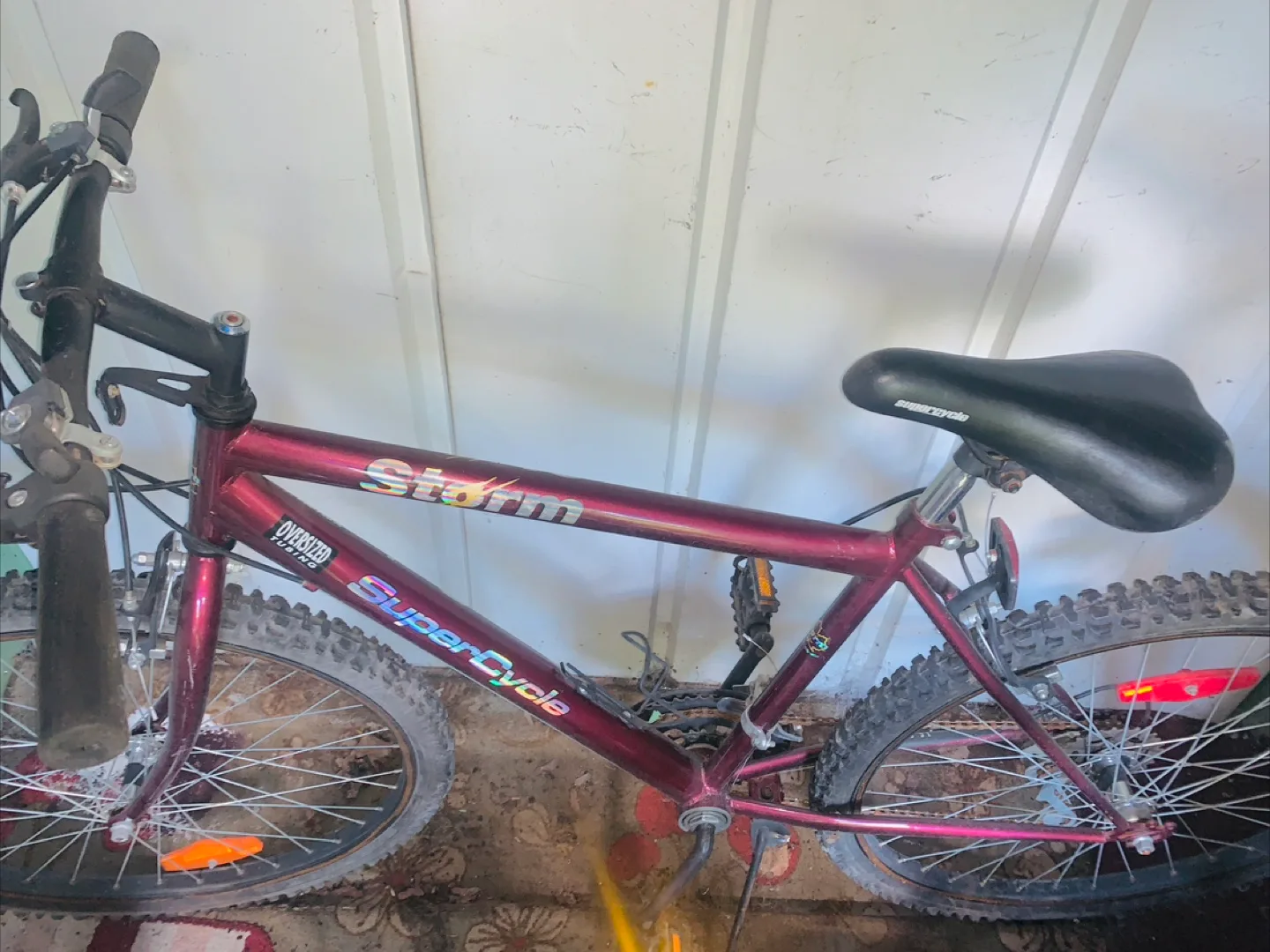 Supercycle Storm Bike - Red thumbnail