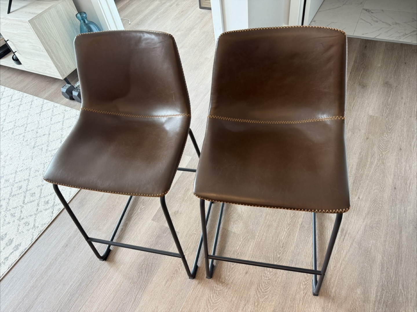 Set of 2 Brown Leather Bar Stools - photo 2