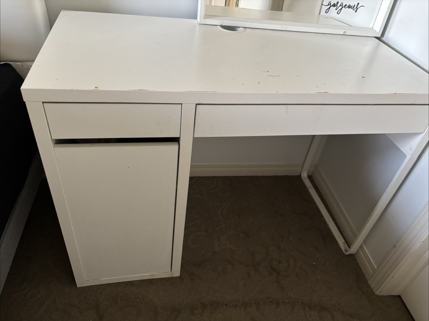 White Vanity Desk