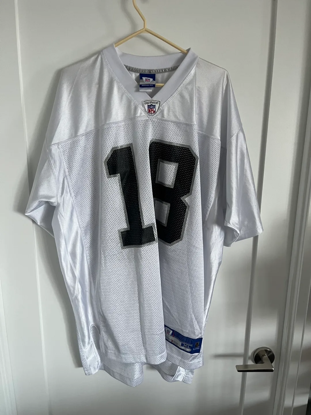 Reebok NFL Randy Moss #18 Raiders Jersey - XL image indicator(2)