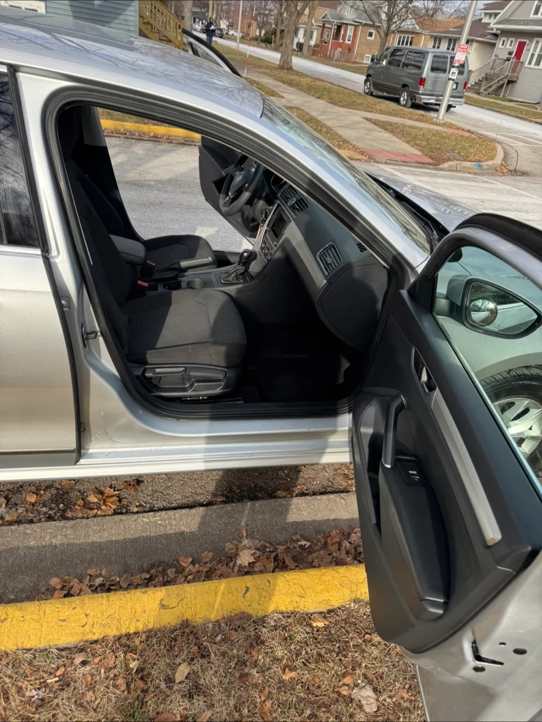 2016 Volkswagen Passat · 1.8T Sport Sedan 4D image indicator(7)