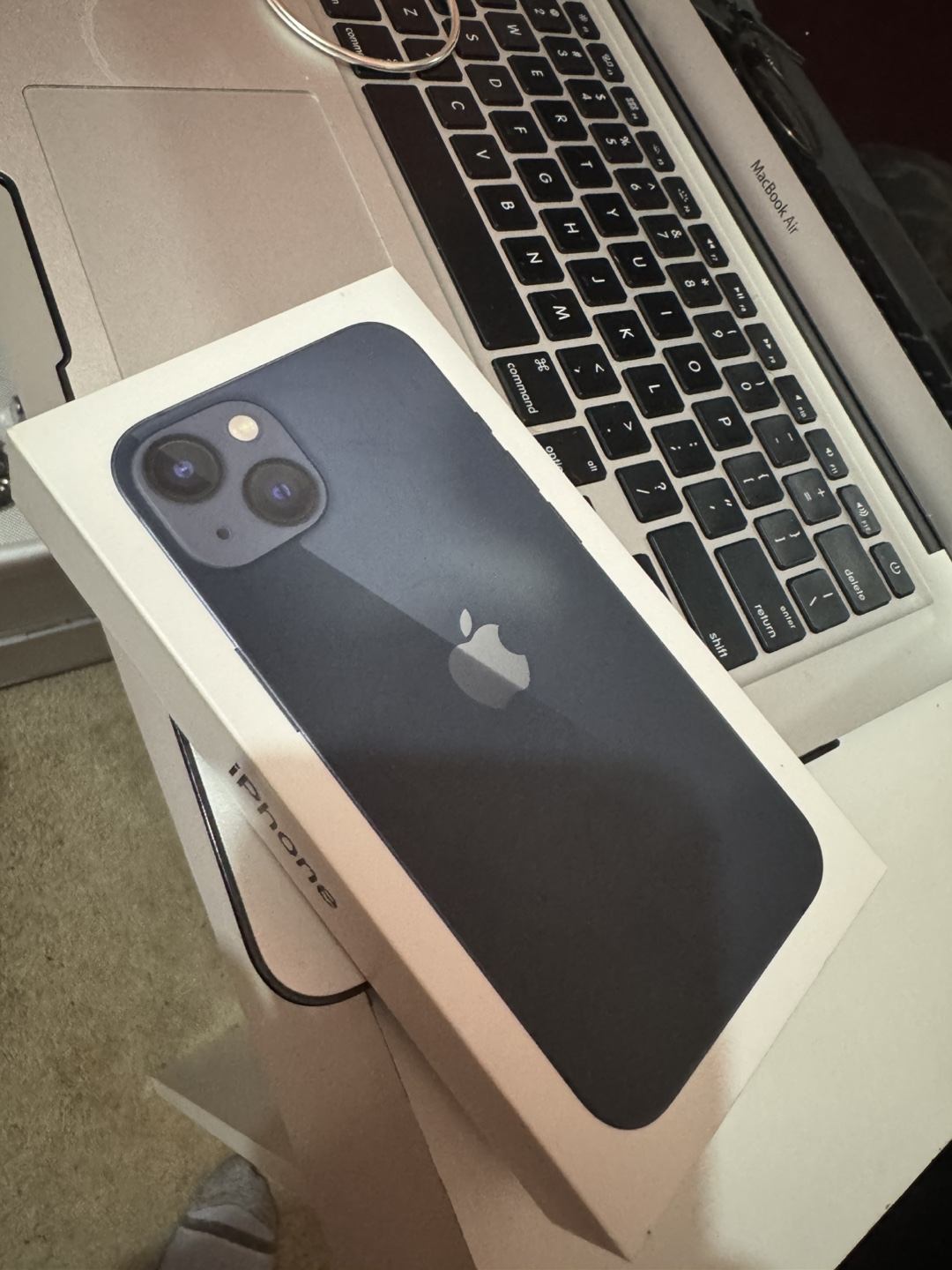 Apple iPhone 13 - Blue 128GB