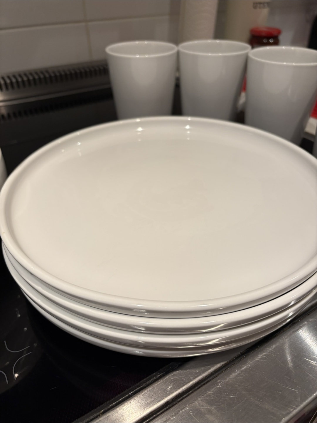 White Plates (Set of 4)