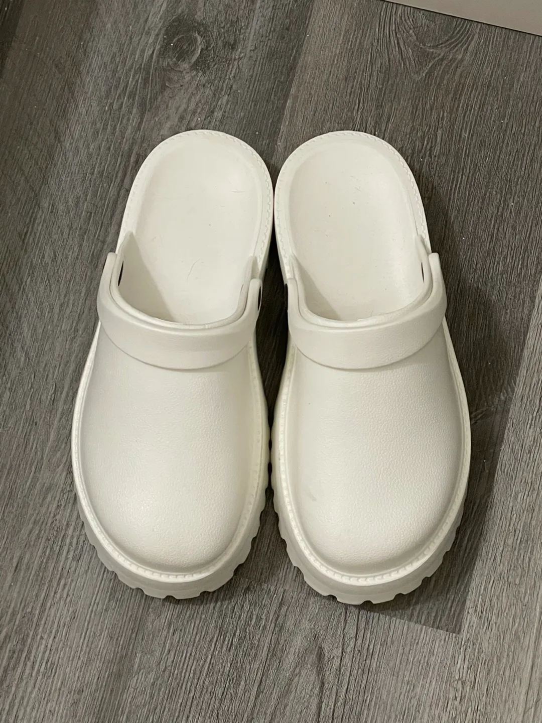 White Clogs - Size 40-41 (US 9-10) thumbnail