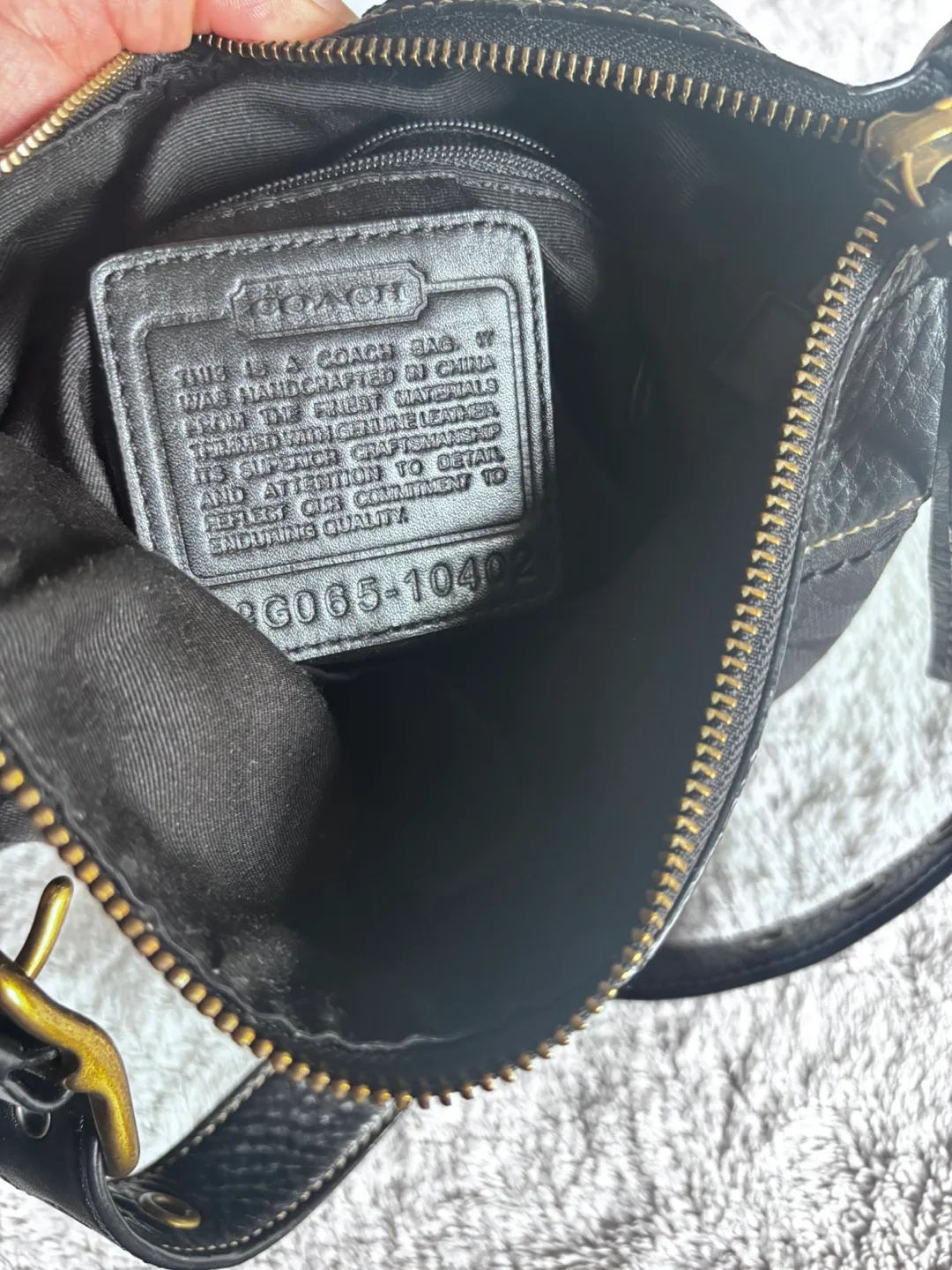 Coach Black Signature Hobo Bag image indicator(3)