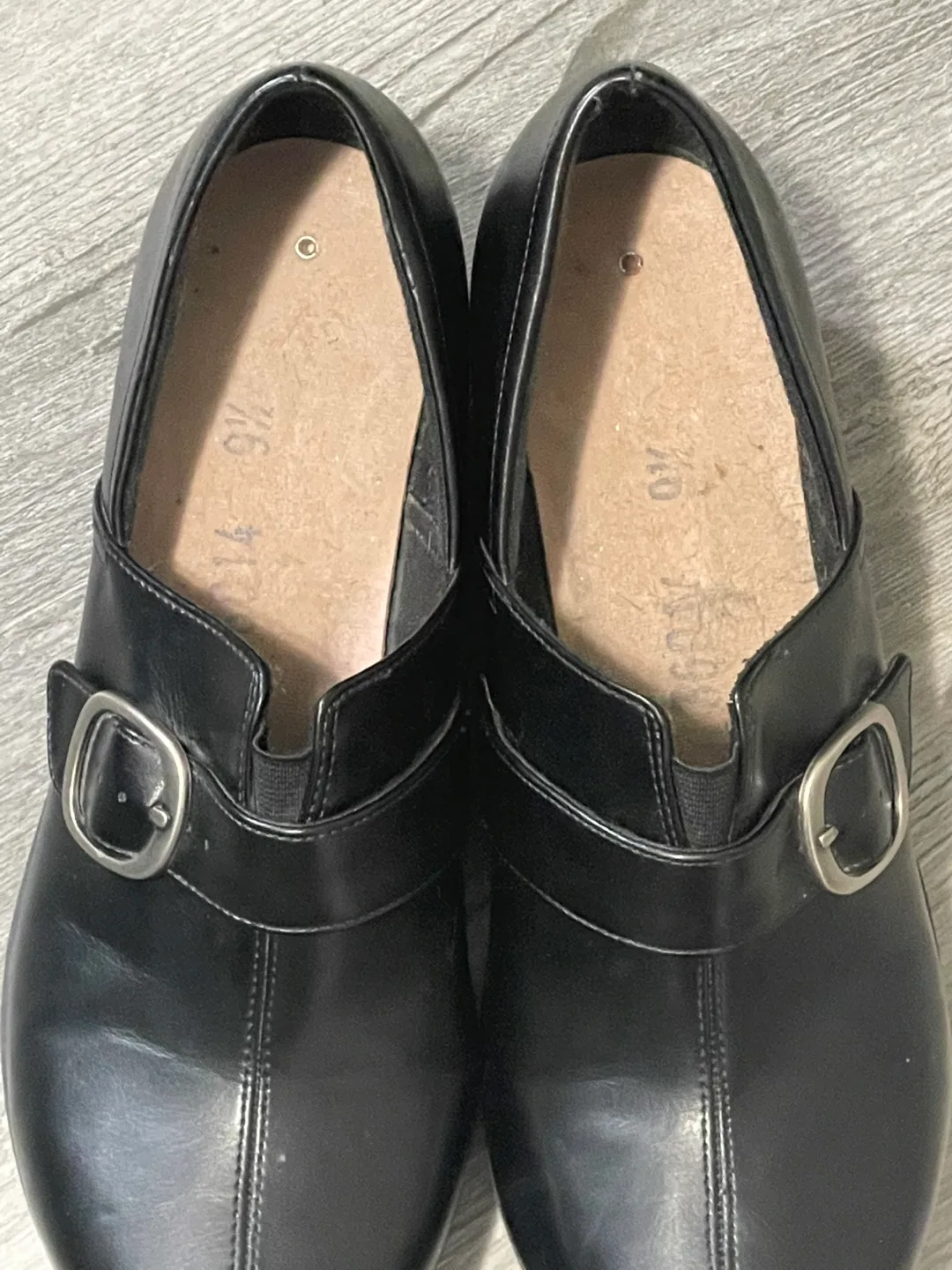 SafeTstep Black Clogs - Size 9.5 thumbnail