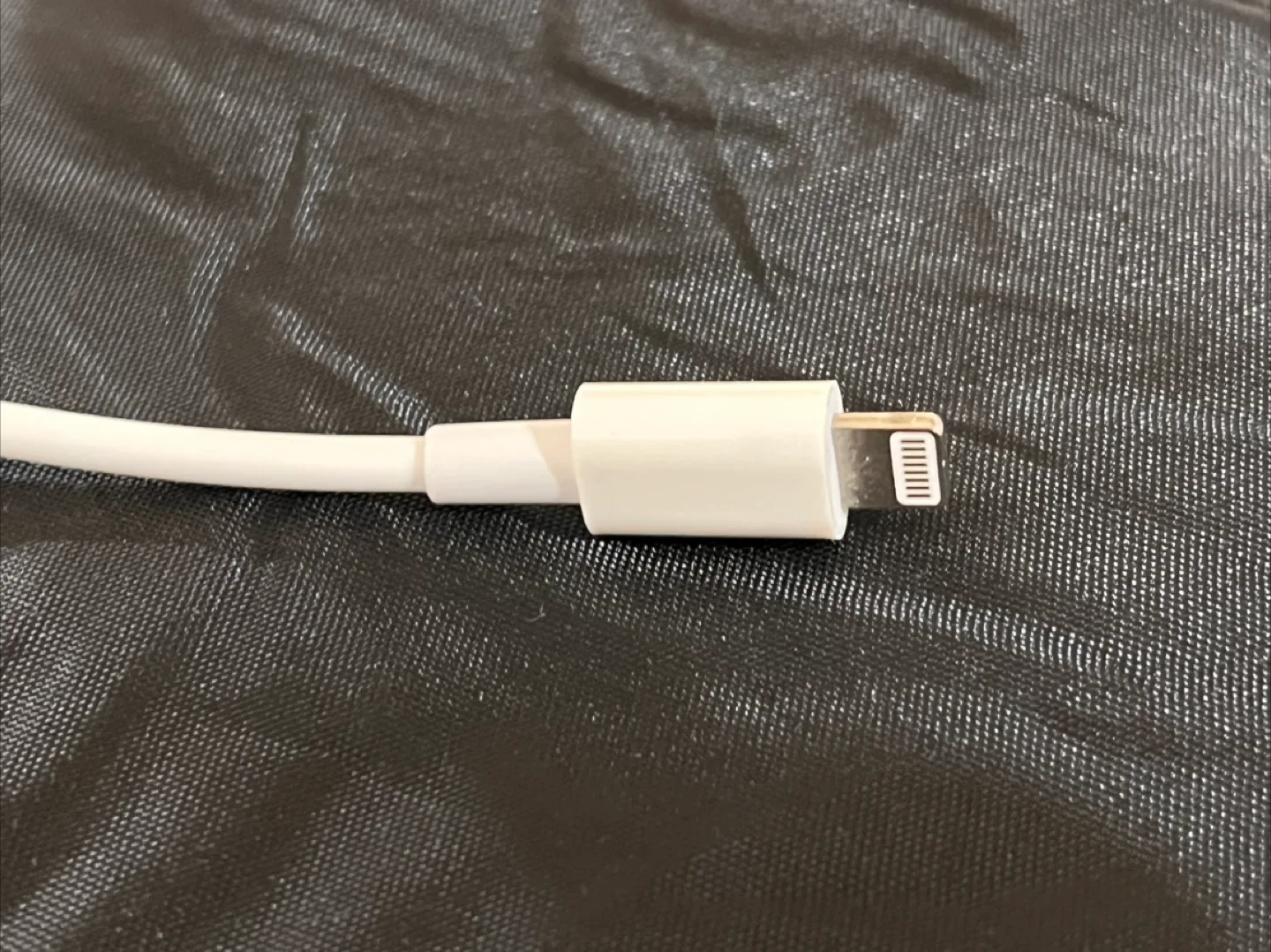 ✨New in Box✨Lightning Digital AV Adapter HDMI image indicator(7)