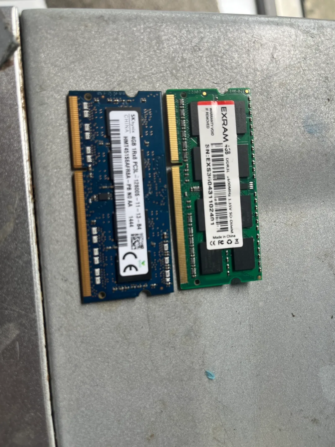2x RAM Memory Sticks - 4GB & 2GB thumbnail