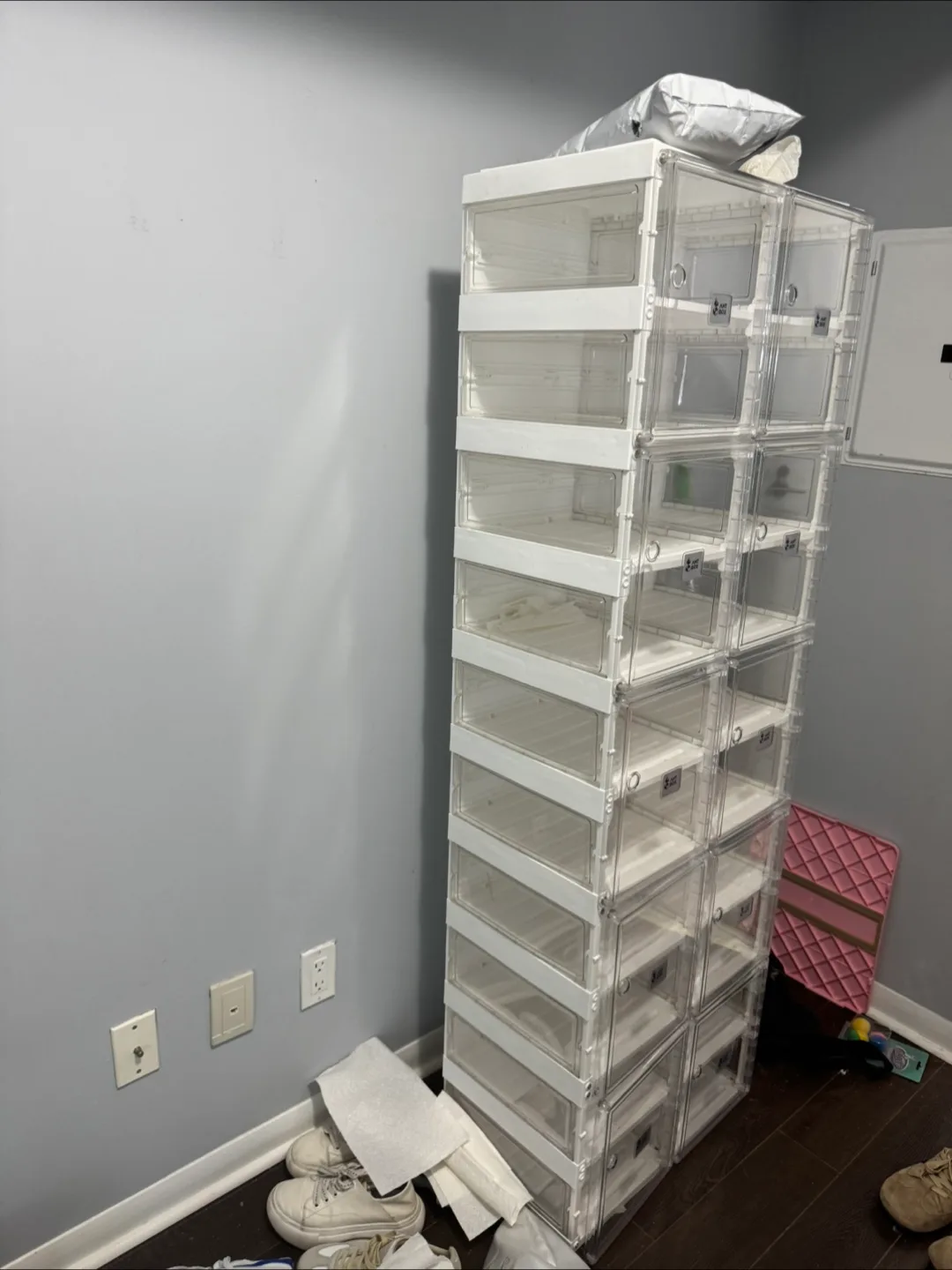 Clear Stackable Shoe Storage Boxes image indicator(2)