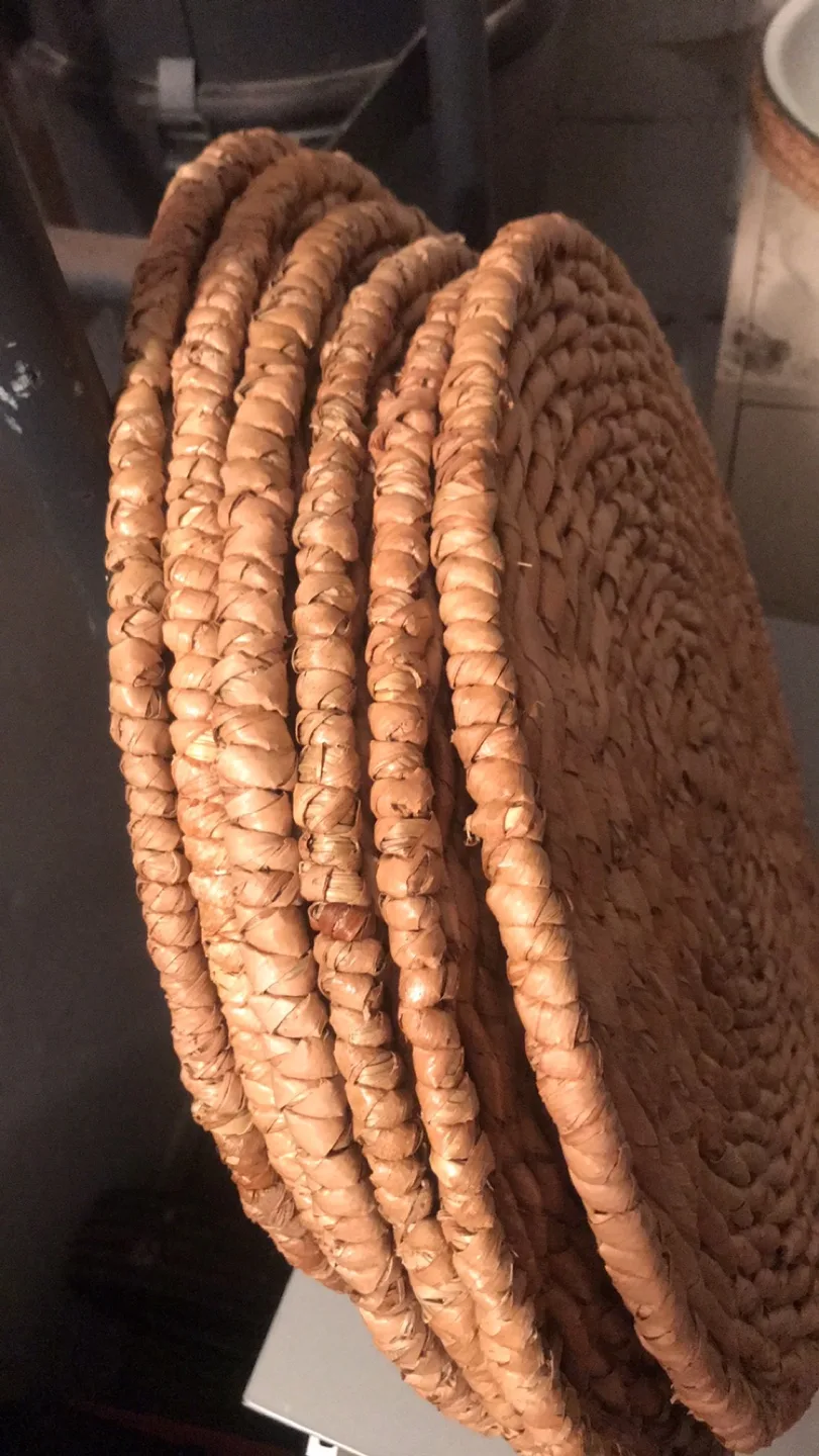🇨🇦Round Metal & Wicker Serving Trays - 14 inch thumbnail