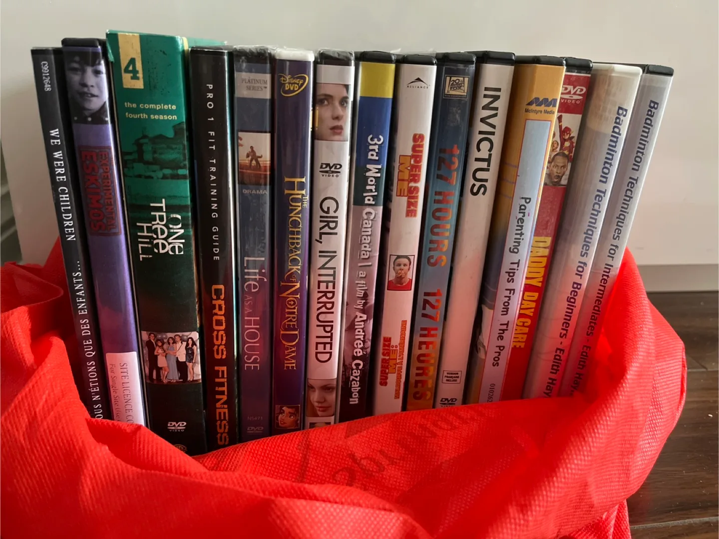Mixed DVDs 📀 2$each or take all for 10$ 🇨🇦 thumbnail