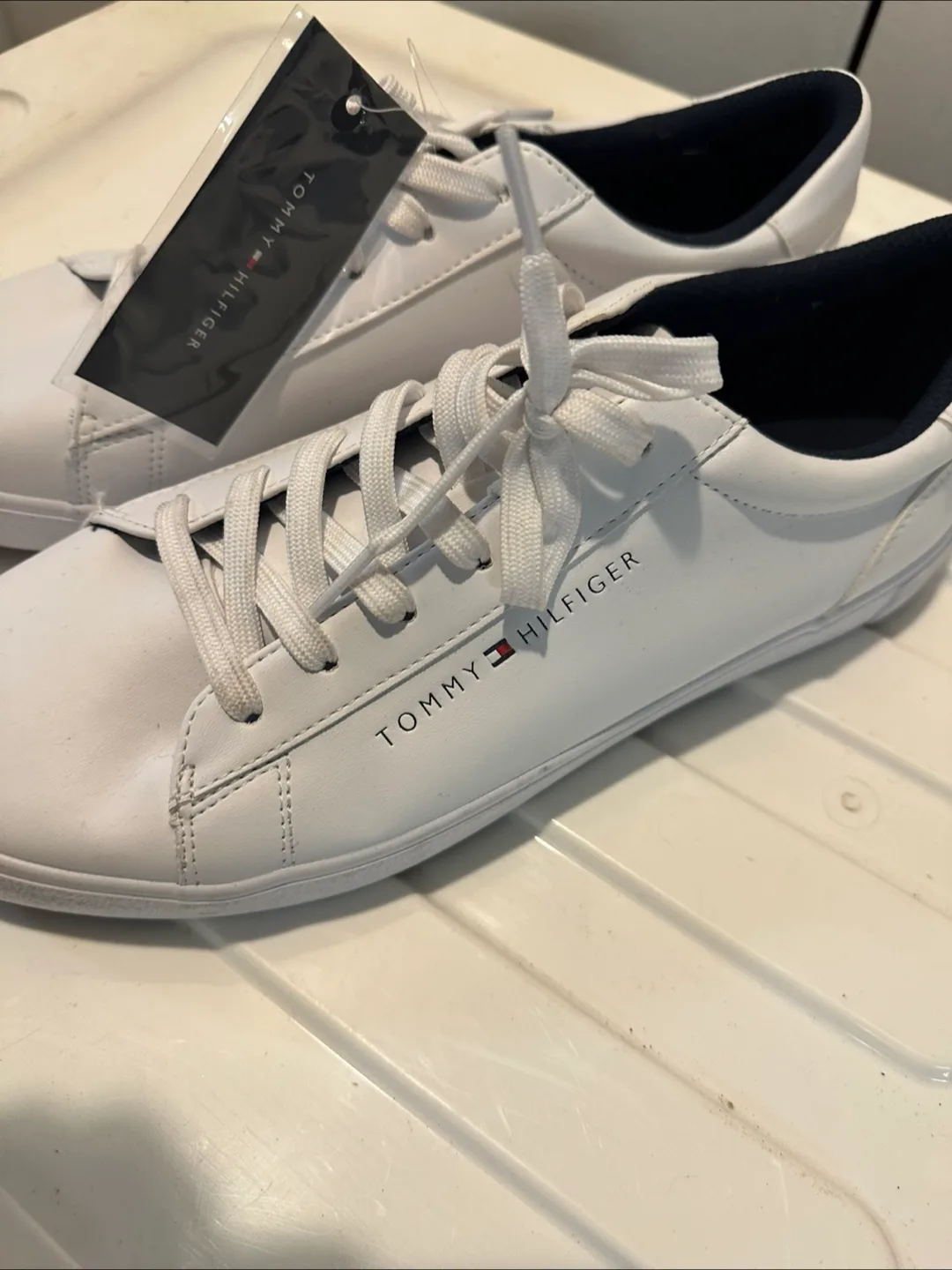 Tommy Hilfiger White Sneakers US 10 thumbnail