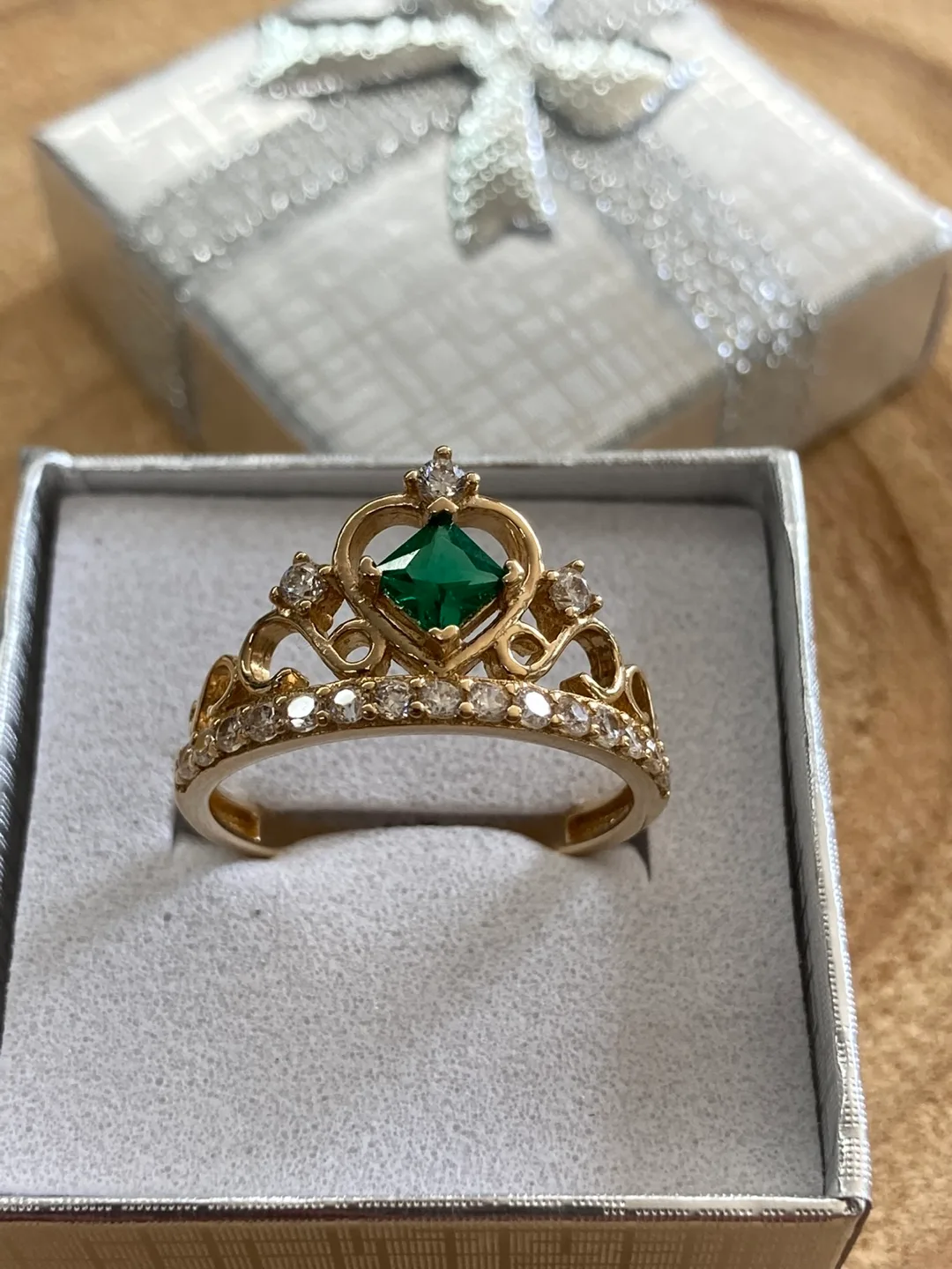 Joyería La Guerrerense Real Gold 14k  Ring with Emerald thumbnail