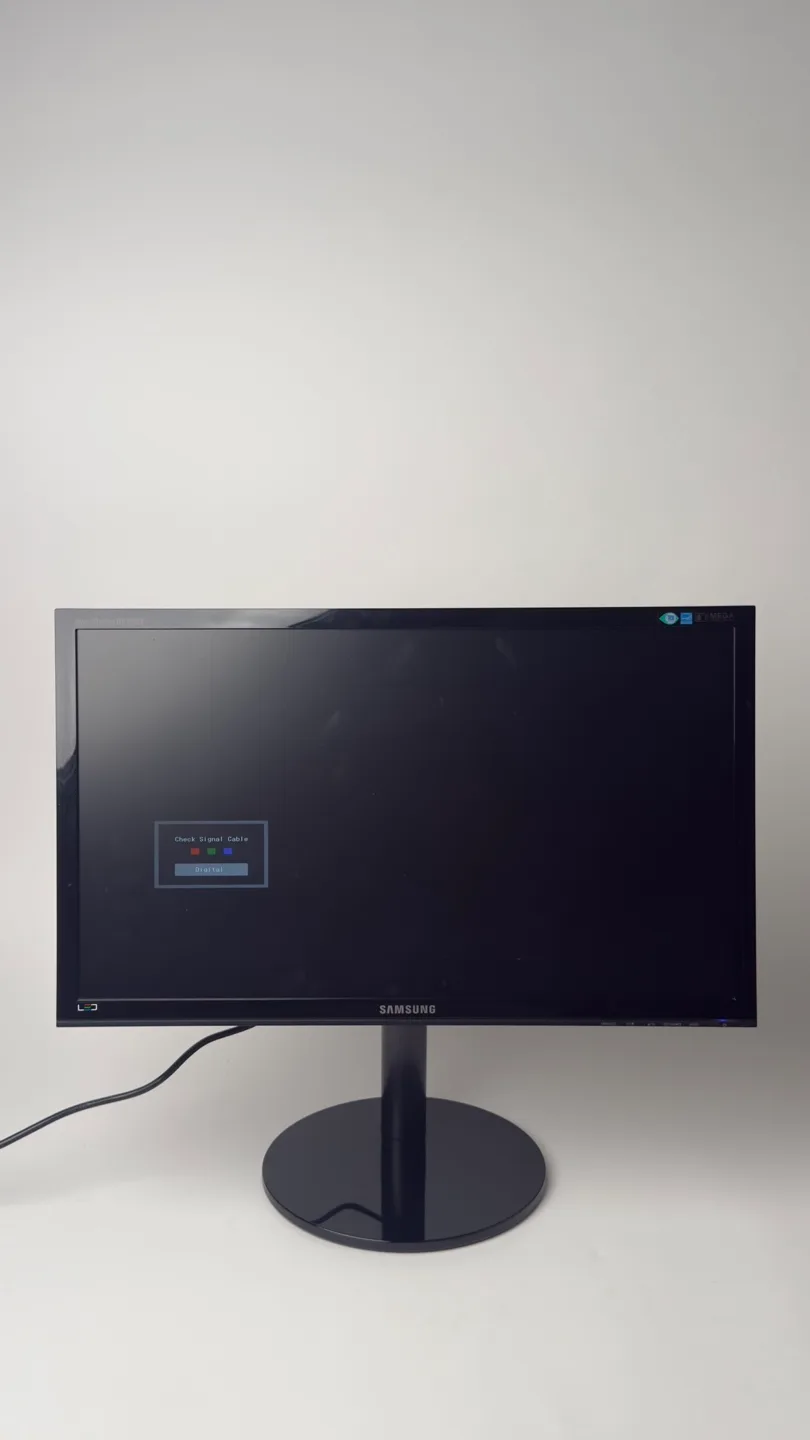 Samsung Monitor - Great Condition! thumbnail