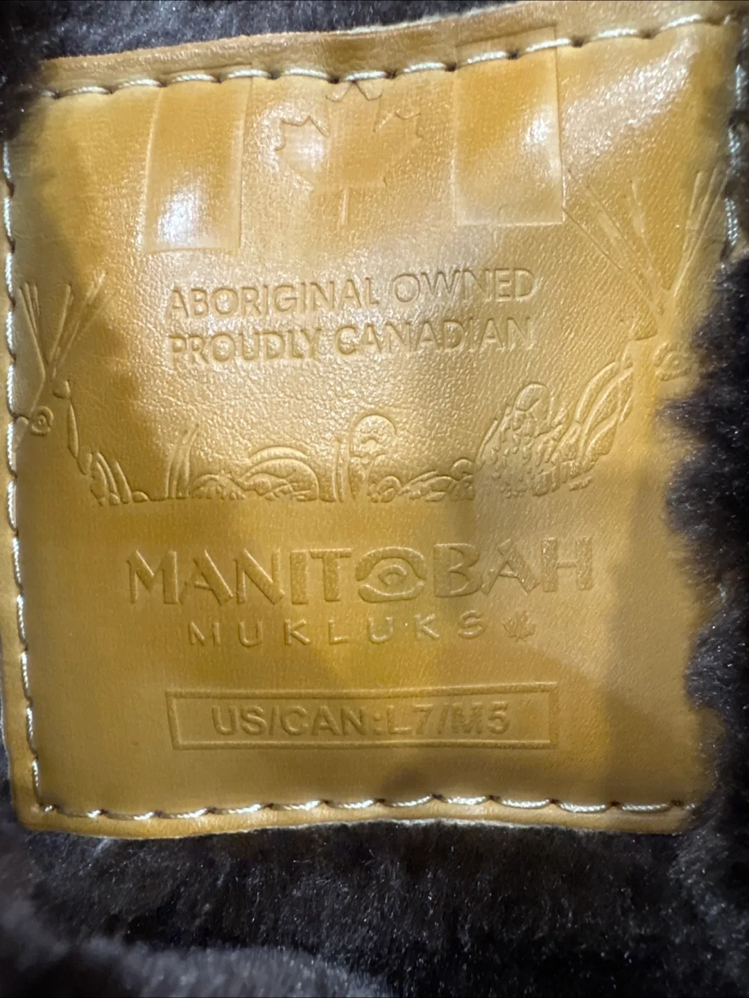 Manitobah Mukluks Boots, Size 7 image indicator(2)