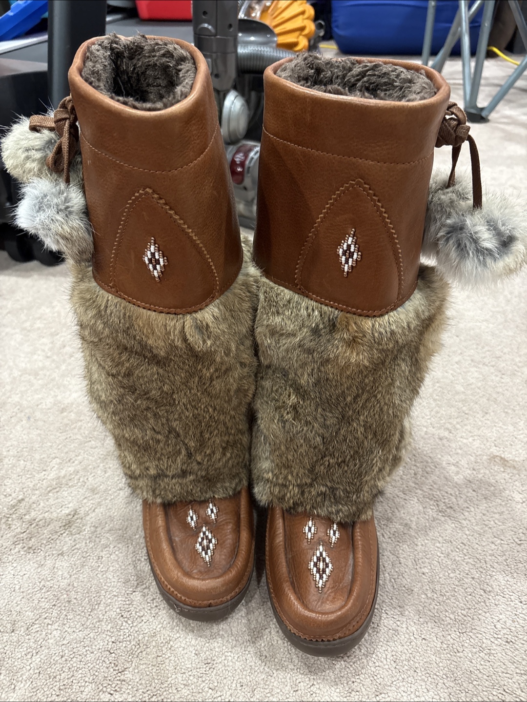 Manitobah Mukluks Boots, Size 7