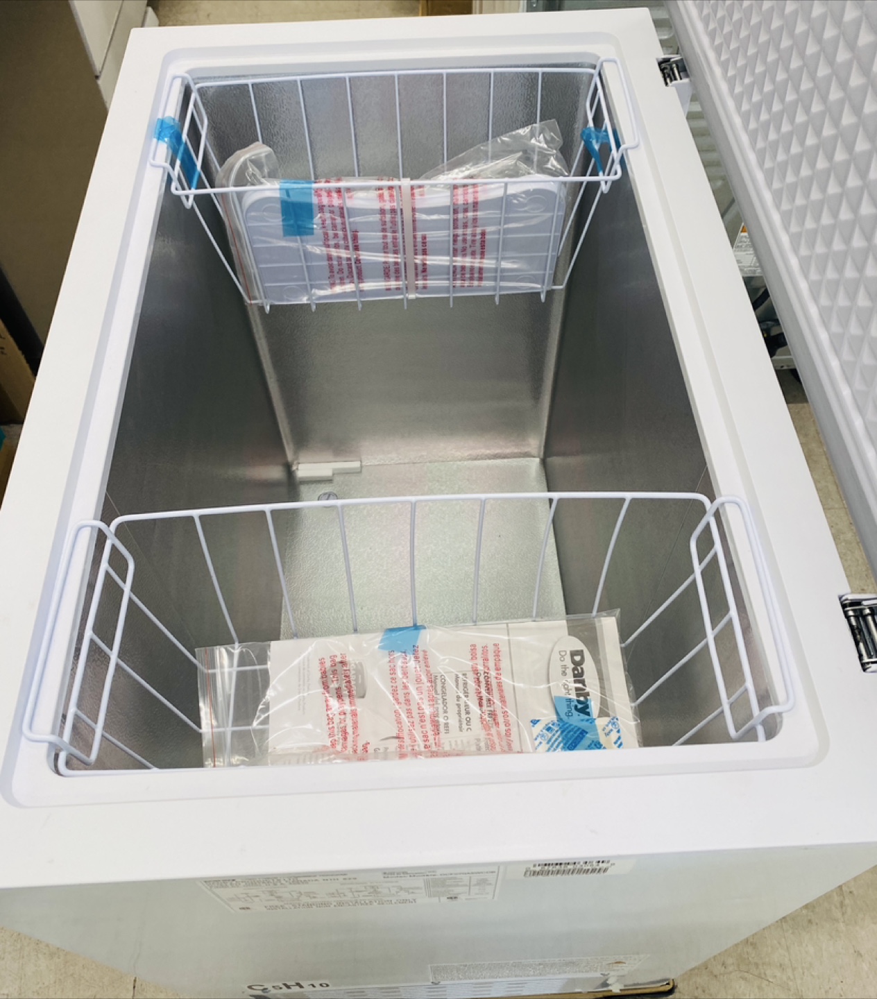 NEW CHEST FREEZER - photo 2
