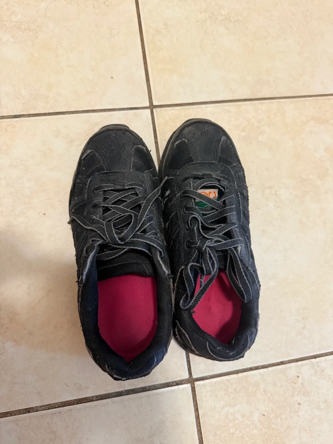 Safety Shoes- Women thumbnail