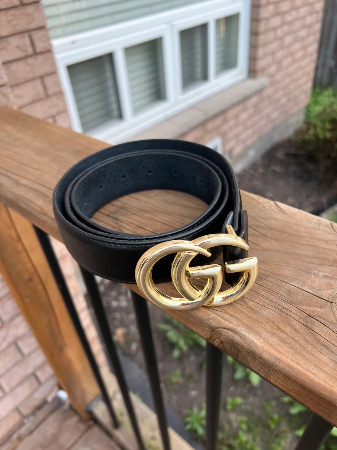 Gucci Black Leather Belt with Gold Buckle thumbnail