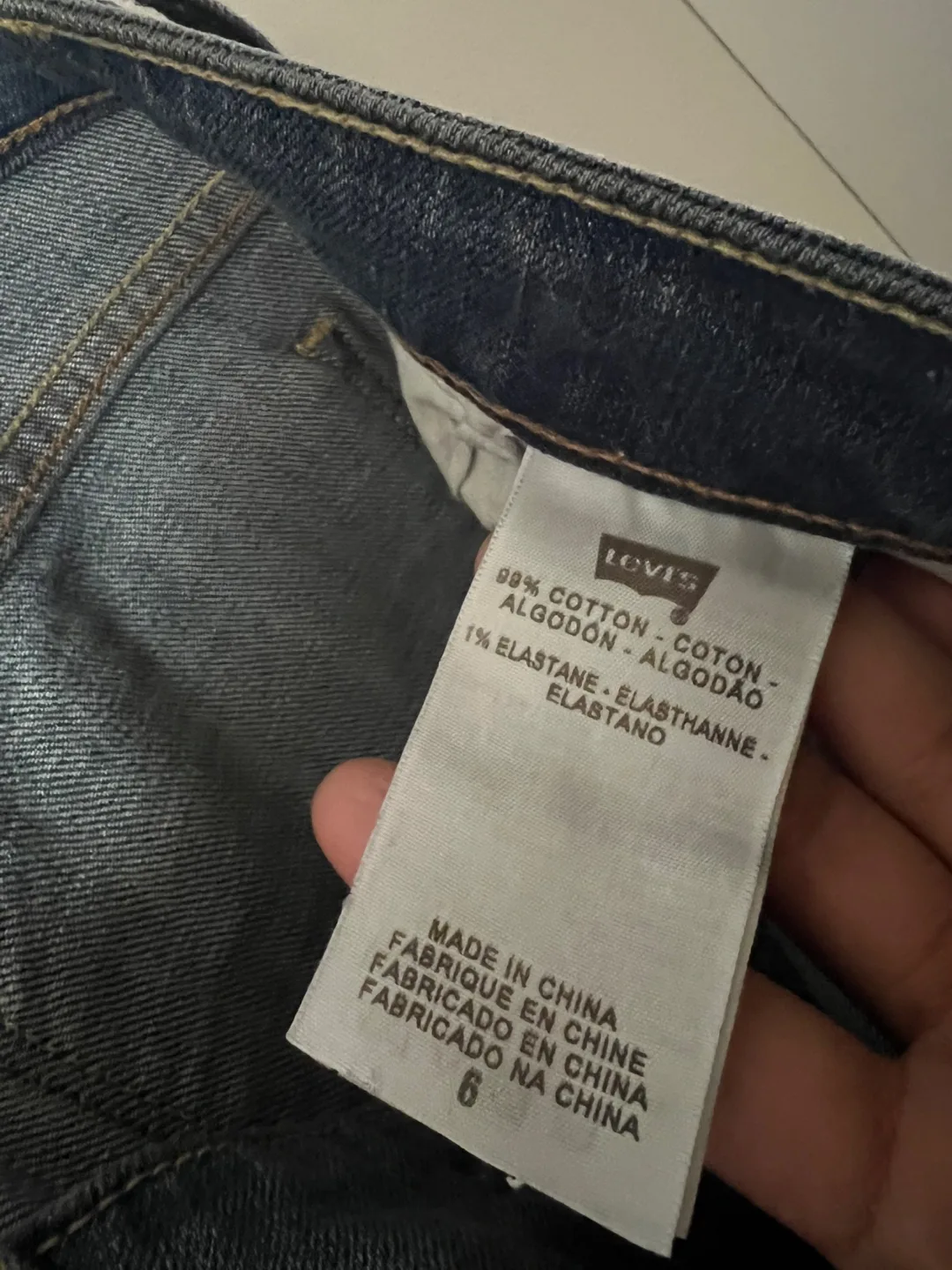 Vintage Levi's Slight Curve Classic Boot Cut Jeans - Size 28 image indicator(9)